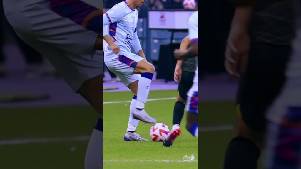 Cristiano Ronaldo nutmegs Carlos Soler🥶 HQ #football #cristianoronaldo #soler #alnassr #psg