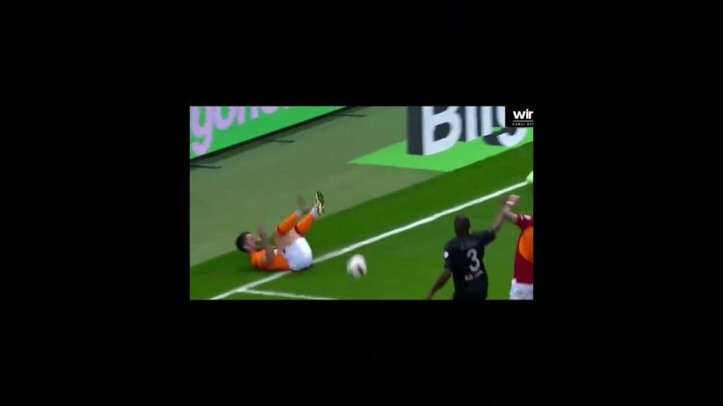 Sahtekarlıkta Dünya Markası: Dries Mertens #Galatasaray #Mertens #Diving