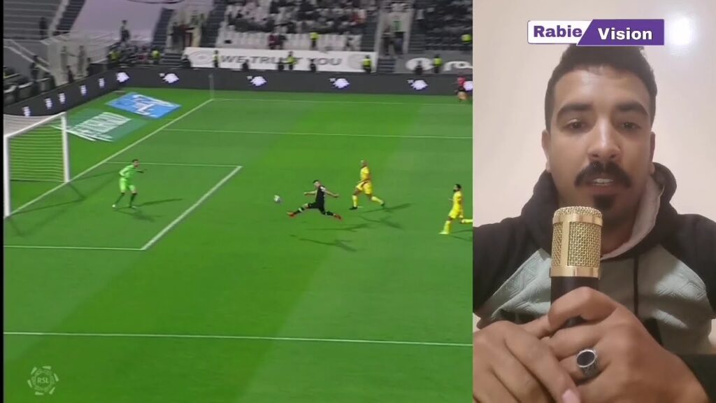 الغوليادور المغربي عبد الرزاق حمد الله يسجل هاتريك عالمي ويقود فريقه لفوز كبير