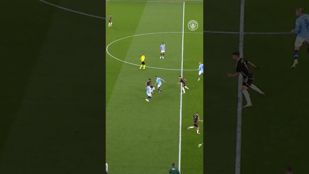 RIDICULOUS from Bernardo Silva 😮‍💨🔥 #mancity #football #shorts #shortsvideo #skills #shortsfeed