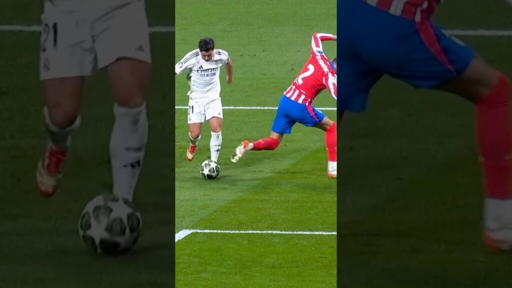 Watch his ankle 💀👀