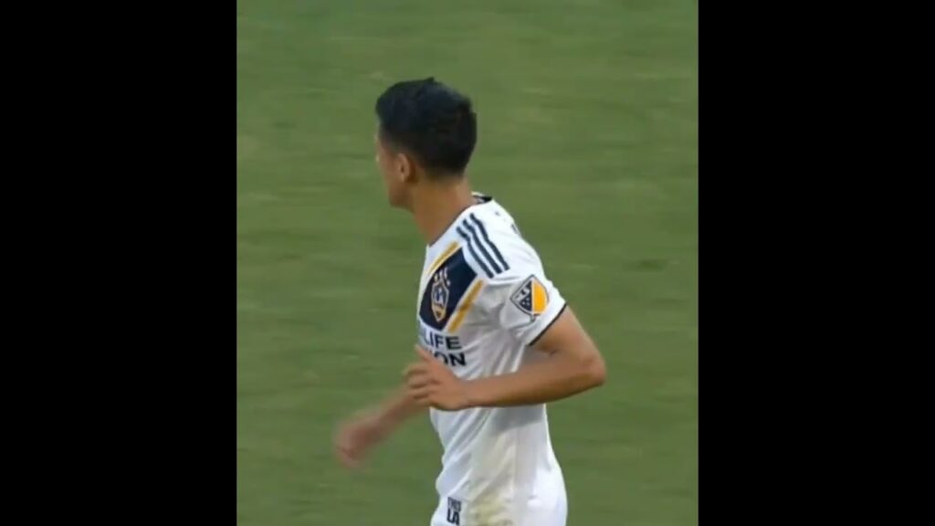 Carlos Vela & Uriel Antuna Respect Moment 🤝