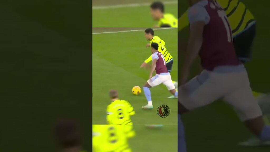 Pau Torres - The Elegant Defender Redefining Modern Center-Backs #football #cagliarimilan #seriea