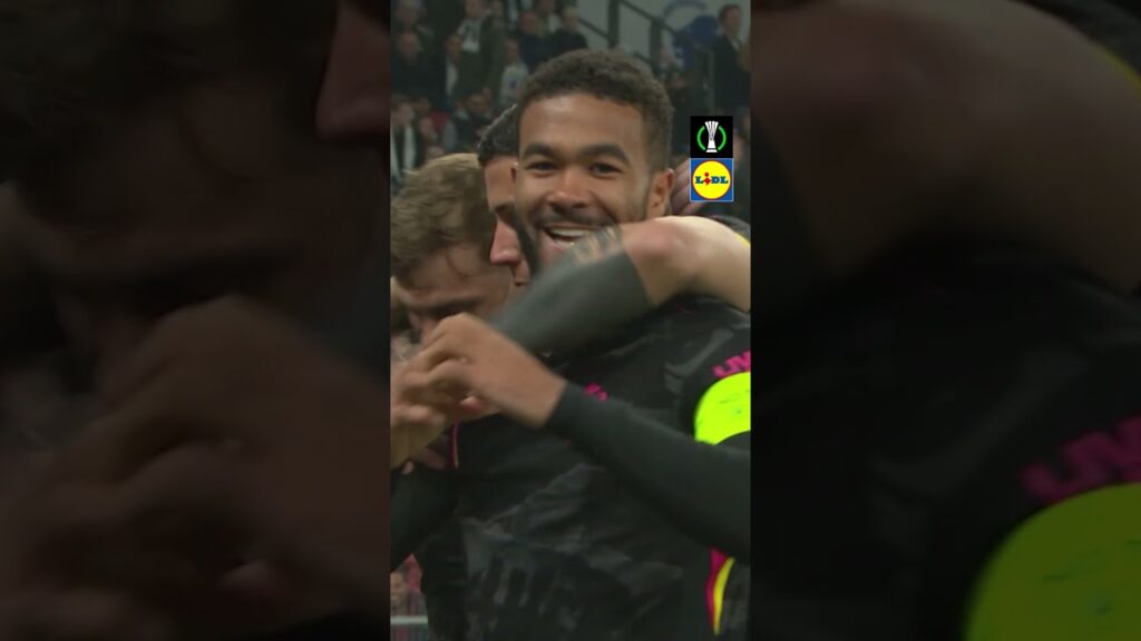 Starting off the round of 16 with a bang 💥A showcase of sensational finishes, skills and celebs 🤩