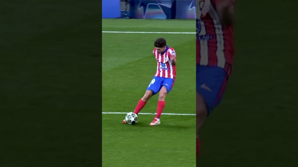 ⚽ Julián Alvarez's insane goal 🆚 Real Madrid! (🏆🇪🇺 24/25)