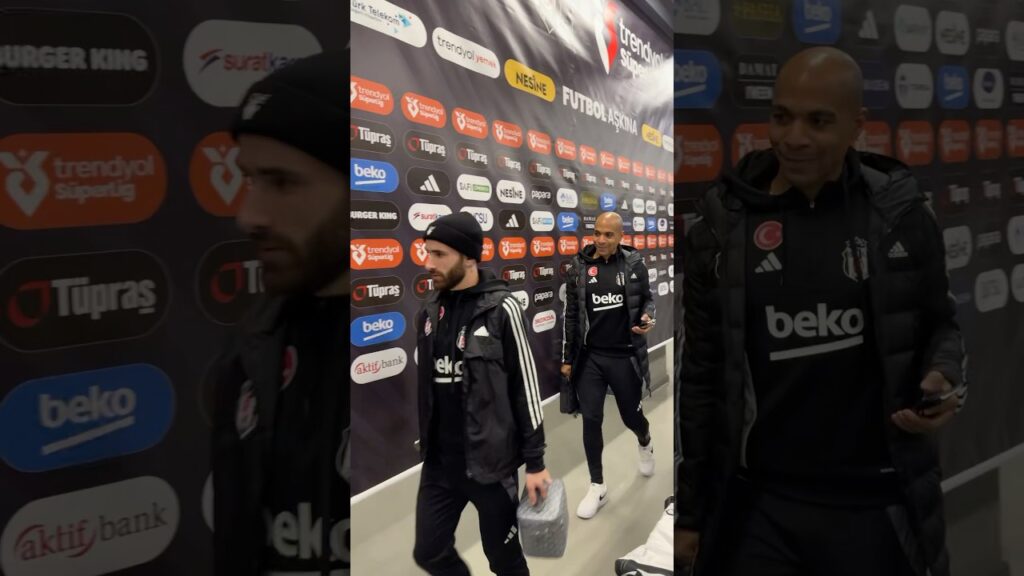 Rafa Silva ve Joao Mario staddan beraber ayrıldı!