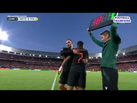 Vincent Janssen beendete das Spiel mit Ovationen, Niederlande-Wales, UEFA Nations League 2022