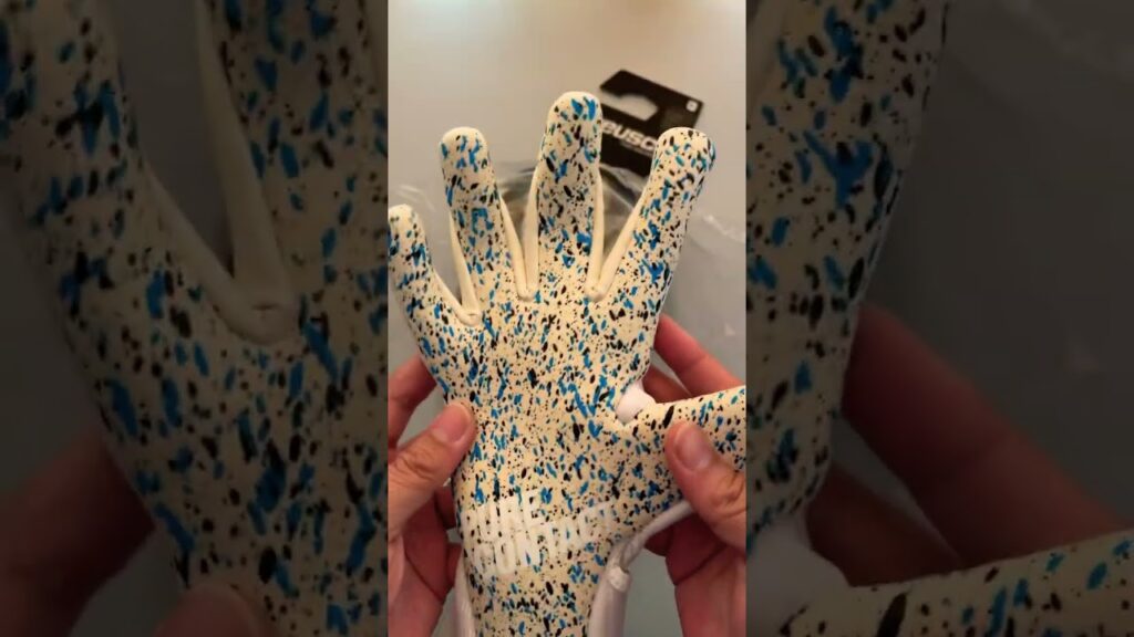 Reusch Unai Simon🧤🧤⚽️⚽️#shorts #goalkeepergloves #reusch