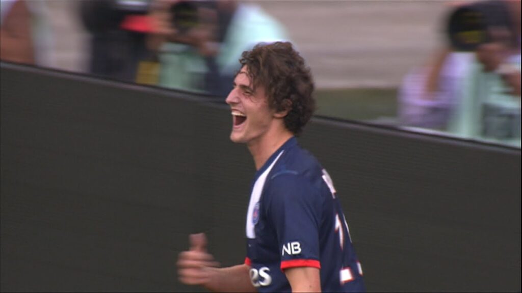 But Adrien RABIOT (90' +1) - Paris Saint-Germain - EA Guingamp (2-0 - 2013/2014