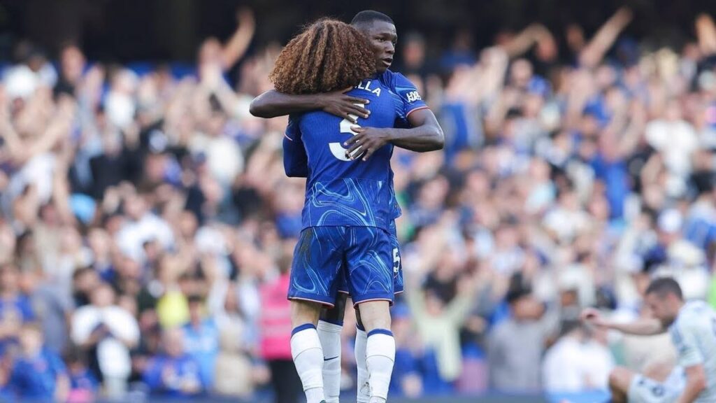 Moises Caicedo vs Leicester City - Home