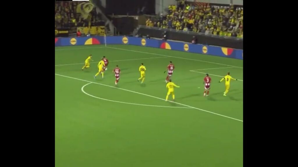 Bodø/Glimt secured a 3-0 victory over Olympiacos in the first leg of their Europa League round