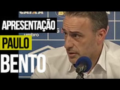 Cruzeiro apresenta o técnico português Paulo Bento