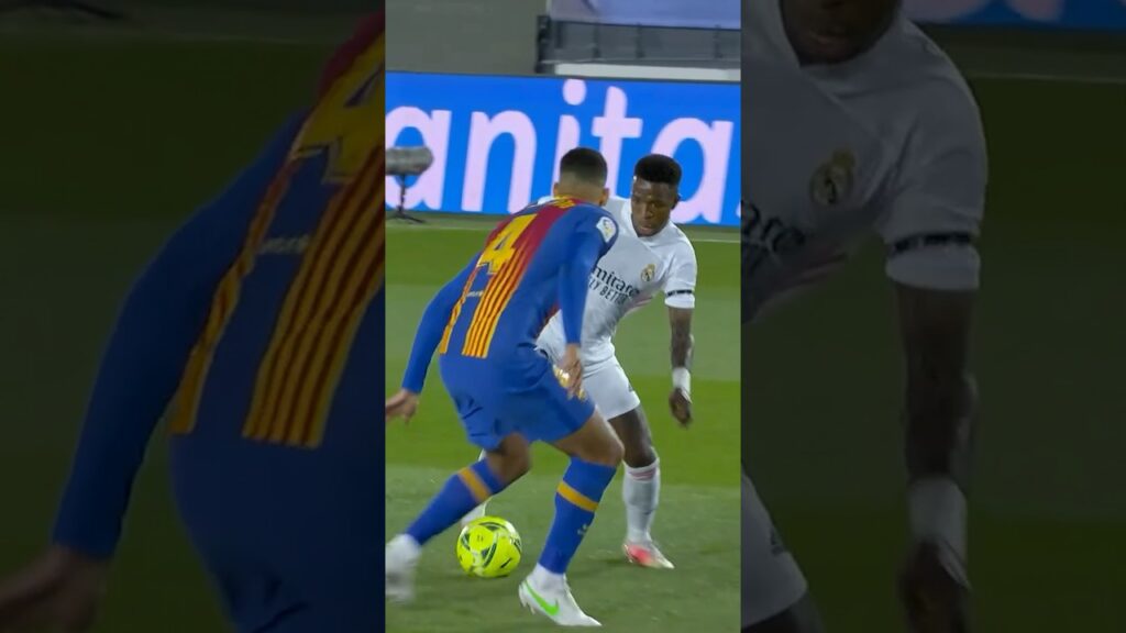 Epic battle. VINI 🆚 ARAÚJO