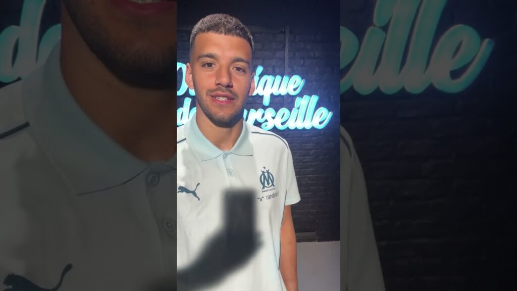Geró a quelque chose à vous dire 😎🤳  #football #olympiquedemarseille #marseille #selfie #message