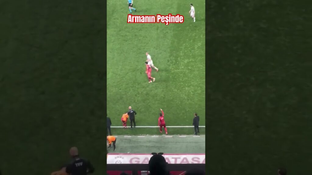 Dries Mertens adeta teknik ekibe katıldı ! Kulübede taktik veriyor #galatasaray #mertens