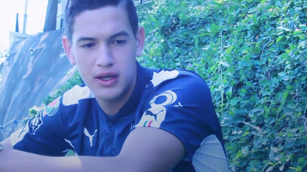 César Montes #EnLaVidaYEnLaCancha (TEASER)