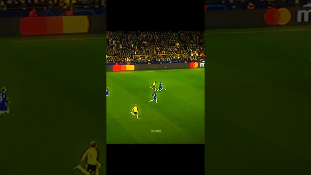 Karim Adeyemi vs Chelsea 🥶                                #football #shorts #footballshorts