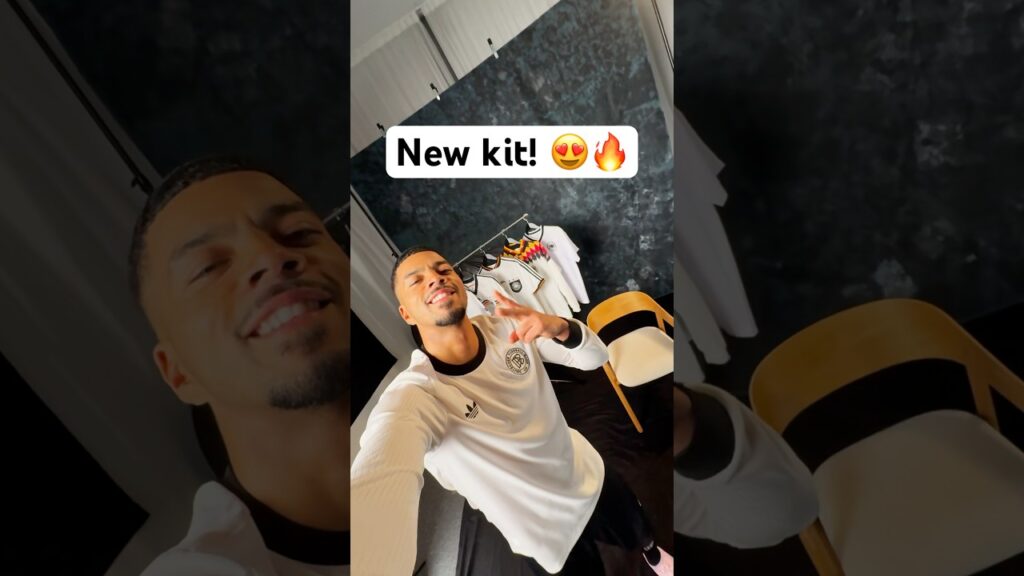 Hello there 👀 IT'S our new 125th anniversary kit 🔥🥵