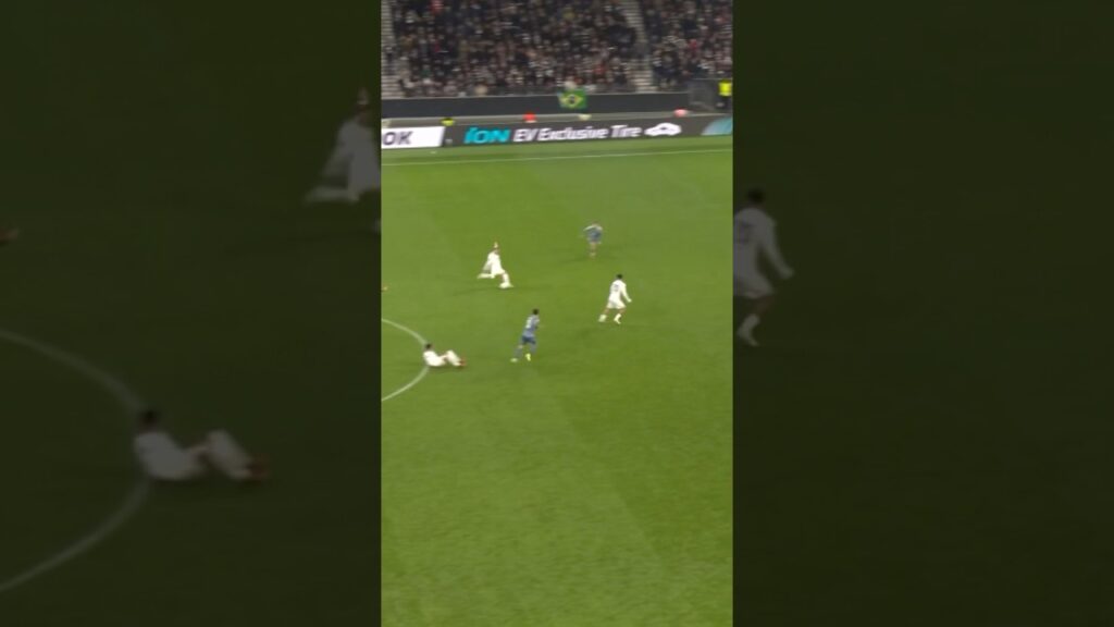 Götze rolling back the years!