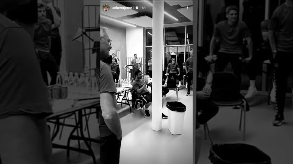 Simon Kjær and Denmark Record World Cup Song with Ankerstjerne