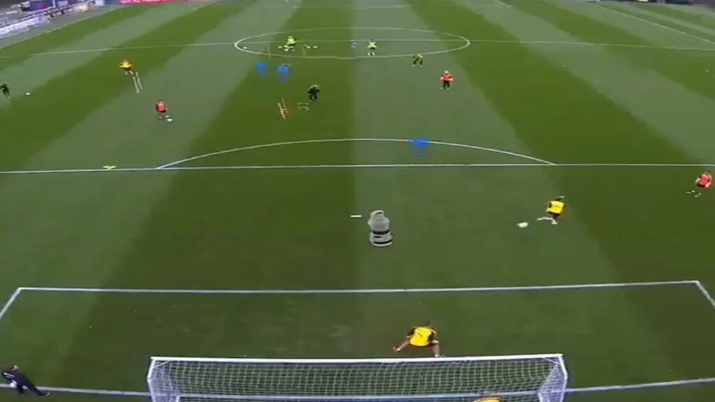 Raphael Guerreiro OUTRAGEOUS Goal at Borusia Dortmund Training