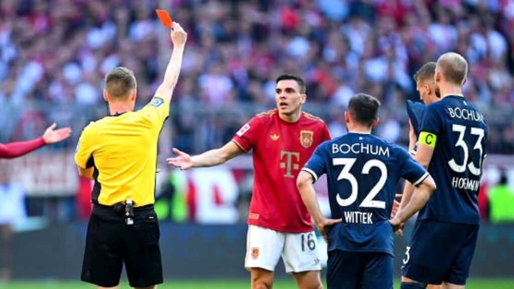 Joao Palhinha controversial Red Card in Bayern vs Bochum
