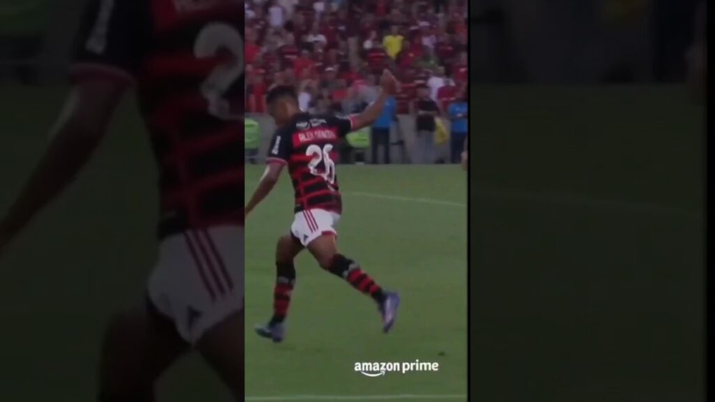 Flamengo.. primeiro gol de Alex Sandro
