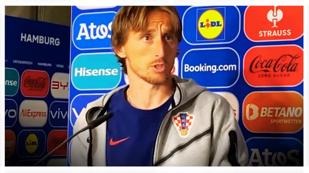 LA INESPERADA REACCIÓN DE MODRIC CUANDO LE PREGUNTAN SI SEGUIRÁ EN EL REAL MADRID OTRO AÑO