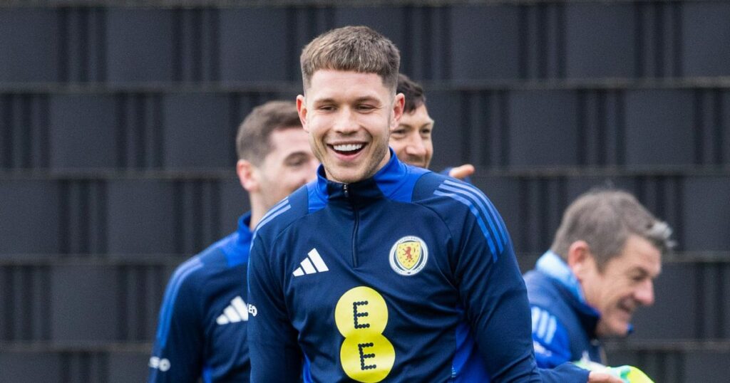 George Hirst has dad on Scotland crash course as Ipswich striker already kitted out and learning his lines