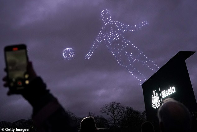 The drones make the shape of Newcastle's number 14, talismanic Swedish forward Alexander Isak, who scored the second of the goals in the final