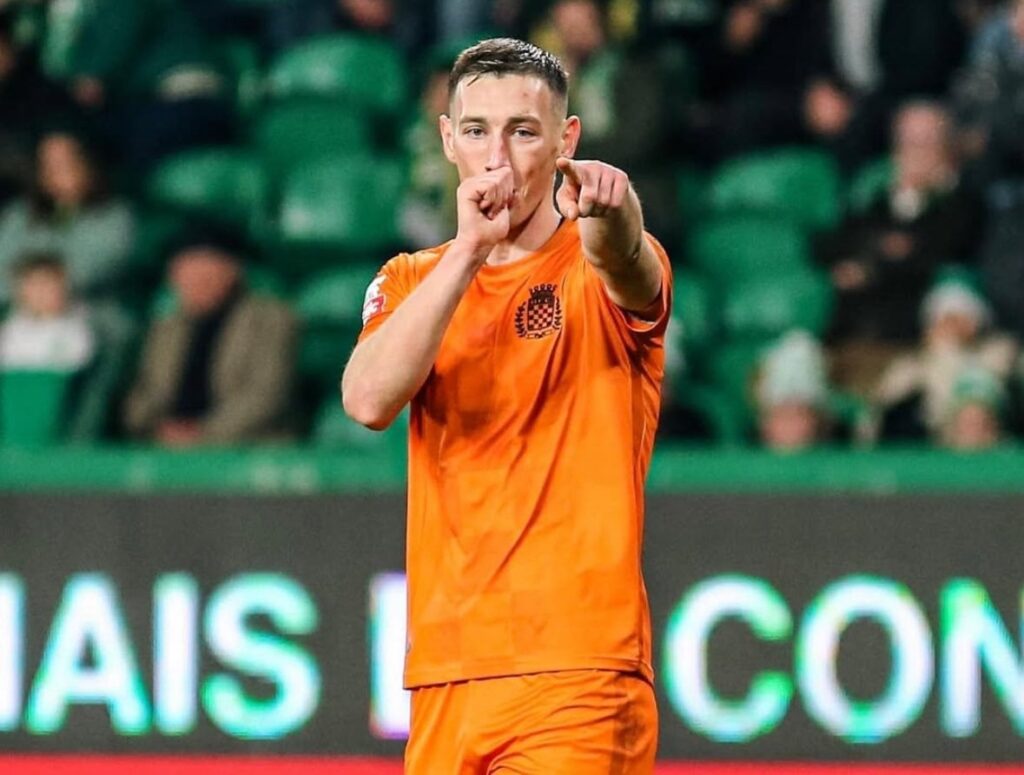 Bozenik de saída para o RSL este fim-de-semana