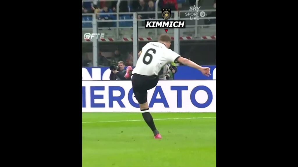 Kimmich Loves Crossing 😍