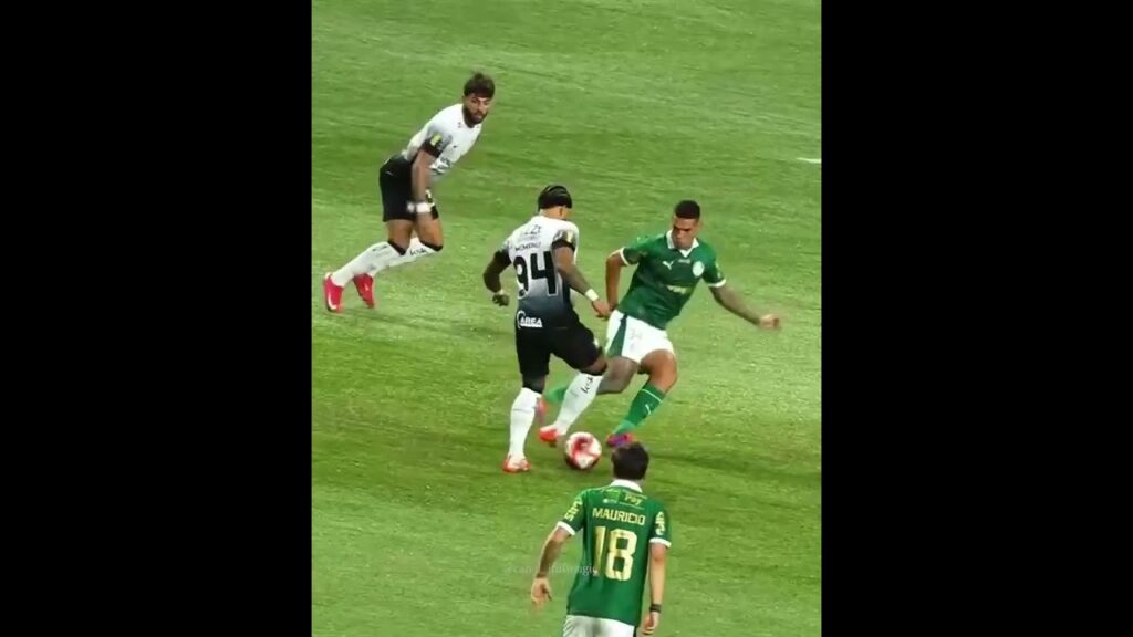 Memphis Depay humilhando o Palmeiras ☠️
