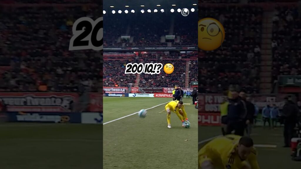200 IQ 🤓 or Unfair 🤭 ?? #Bijlow #Misidjan #Football #Eredivisie #Shorts 200 IQ 🤓 or Unfair 🤭 ?? #Bijlow #Misidjan #Football #Eredivisie #Shorts