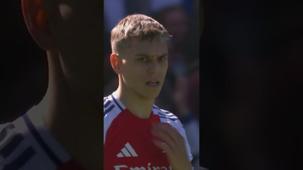 Jordan Pickford doing Jordan #Pickford things 🚫😮‍💨 #goalkeeper #save