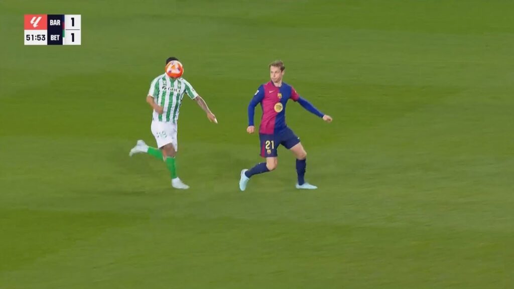 Frenkie De Jong vs Real Betis (H) – Highlights | La Liga 24/25