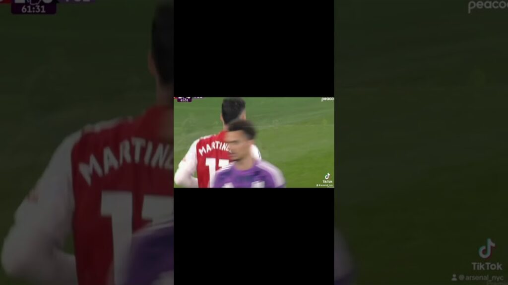 Sit down Castagne #arsenal #afc #football #martinelli