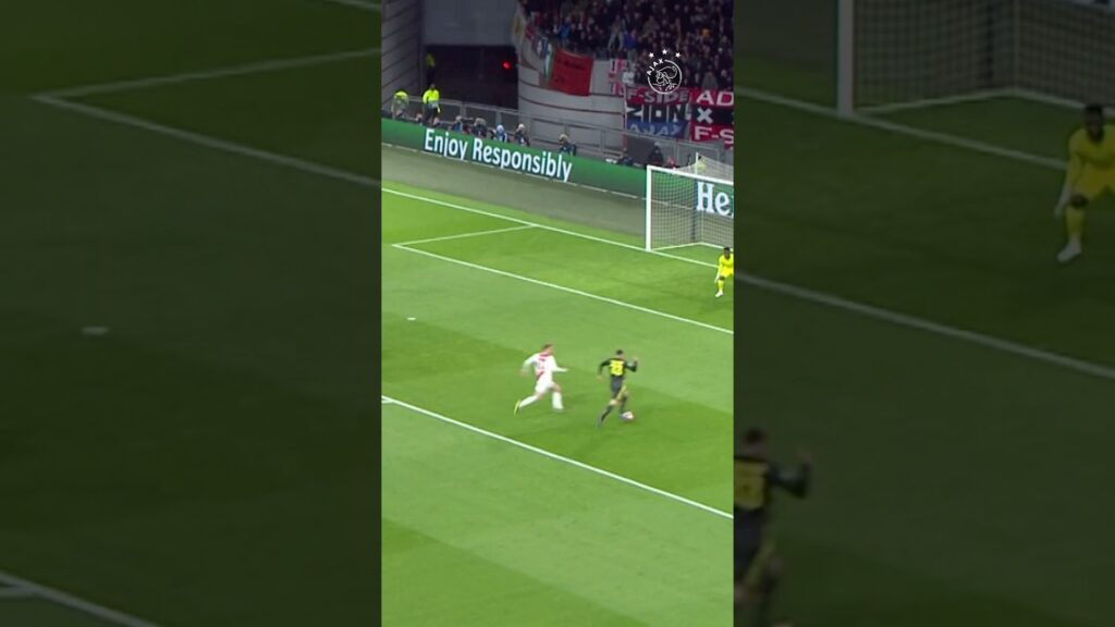 When Frenkie de Jong showed the world his PACE 😤