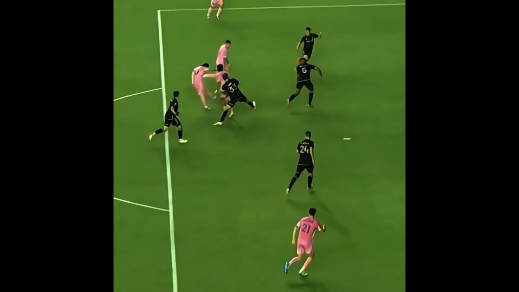 Leo Messi Stuns Lloris Again #footballshorts