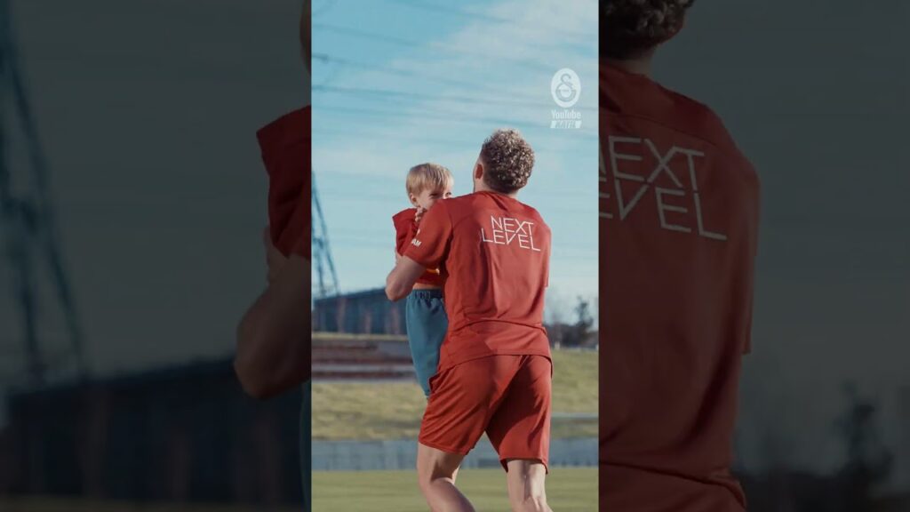 🎥 Antrenmanımızın konuğu: Ciro Mertens 😍 Tamamı Galatasaray YouTube KATIL'da YAYINDA!