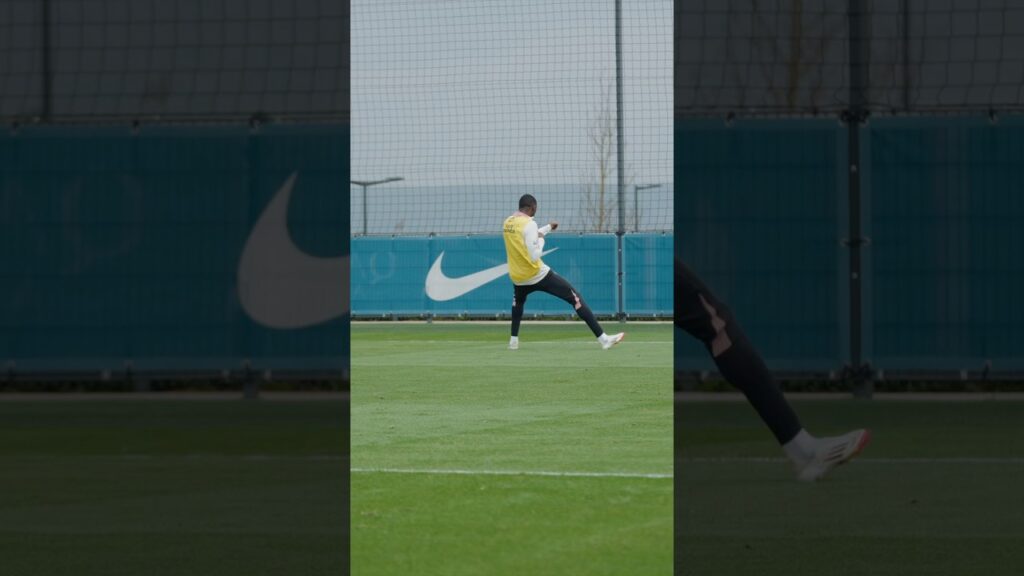 Match or training = same intensity, same fight 🥊 #psg #dembele