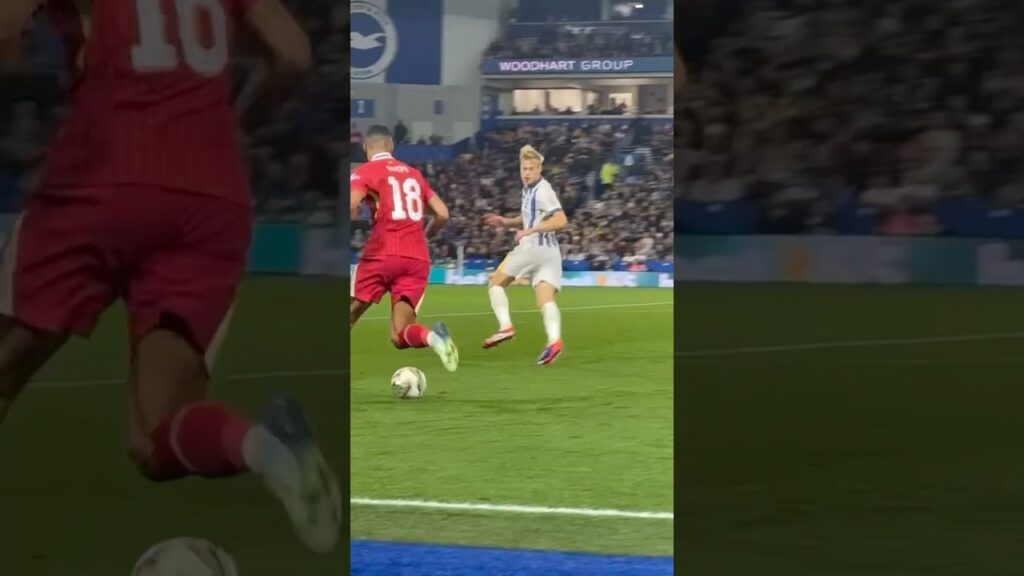 Cody Gakpo takes on Jan Paul van Hecke before attempting a shot | Brighton 2-3 Liverpool highlights