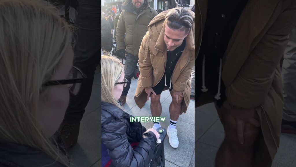 Jack Grealish promises a young journalist an interview with him ❤️