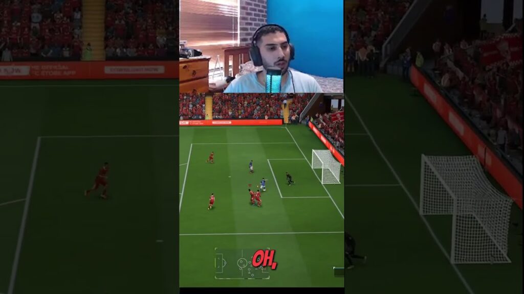 Alisson Genius Save 😮 #PremierLeague #shorts #gameplay #Liverpool #viral #football #fc25 #salah