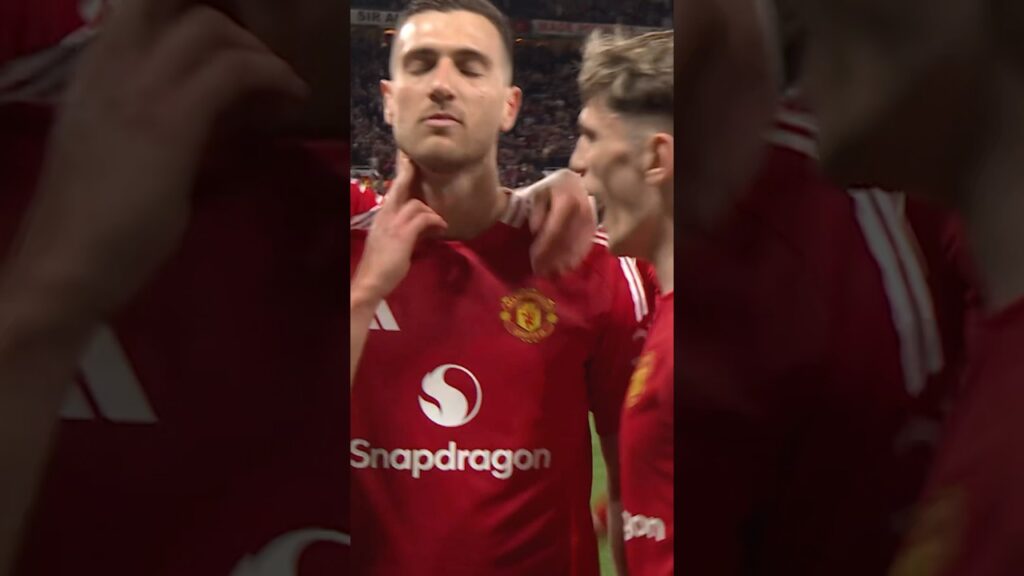 Dalot’s STUNNING Goal! 😱