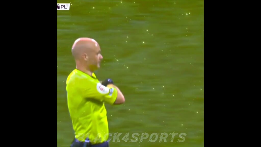 Newcastle Nick Pope red card#footballshorts#viralshorts#liverpool#premierleague