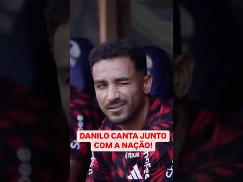 O MARACANA FLAGROU O NOSSO XERIFE DANILO CANTANDO JUNTO COM A TORCIDA DO FLAMENGO NO BANCO!