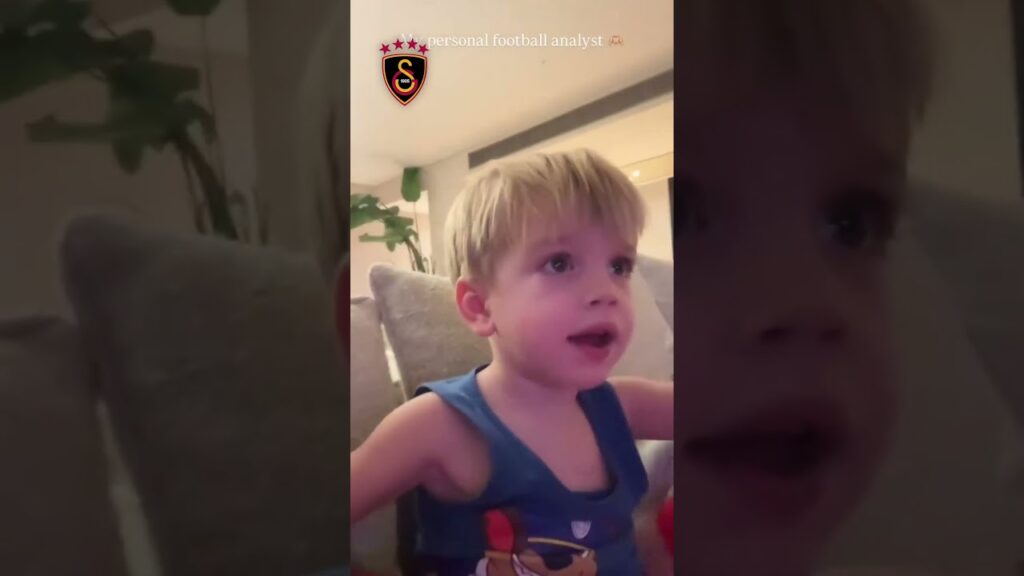 😂 Ciro Mertens, Önce Babasını Sonra Osimhen'i Görünce Heyecanlanıyor