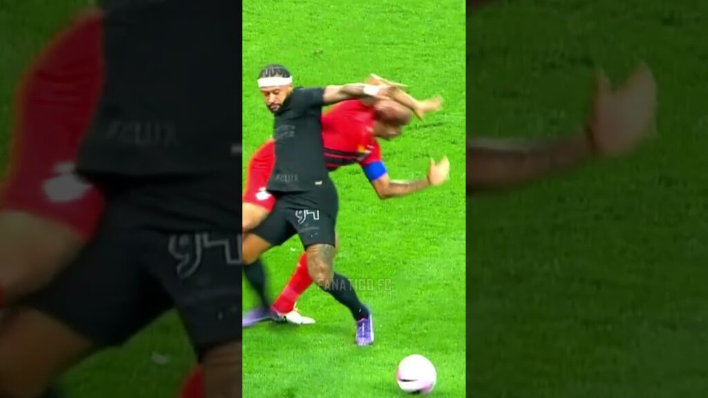 TRETA! Memphis Depay vs Thiago Heleno | Corinthians x Athletico-PR