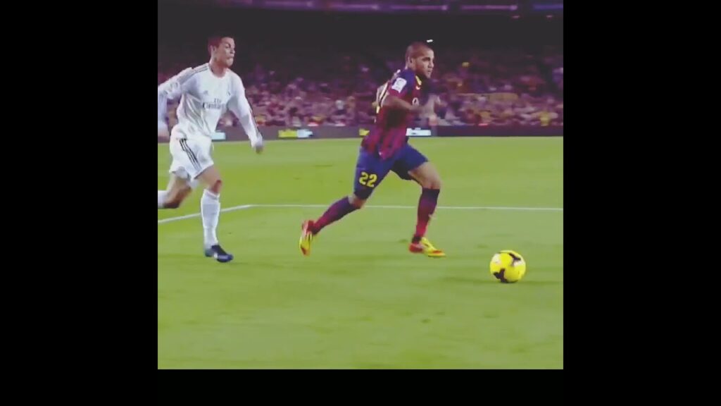 Dani Alves vs Ronaldo